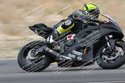 media/Jan-14-2023-SoCal Trackdays (Sat) [[497694156f]]/Turn 4 Set 2 (1030am)/